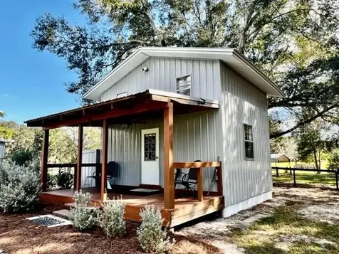 559 SW 15th Court Bell FL 32619