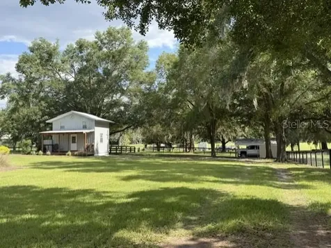 559 SW 15th Court Bell FL 32619