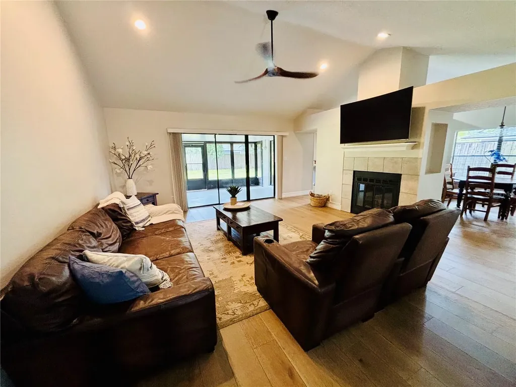 1045 Shaffer Trail Oviedo FL 32765