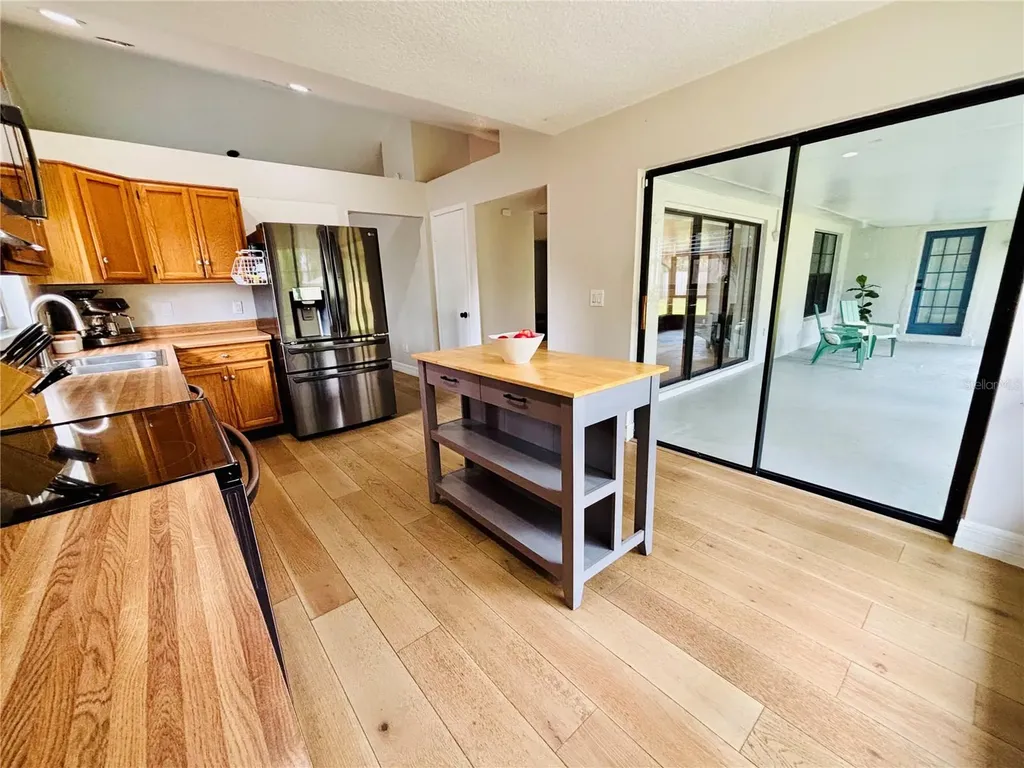 1045 Shaffer Trail Oviedo FL 32765