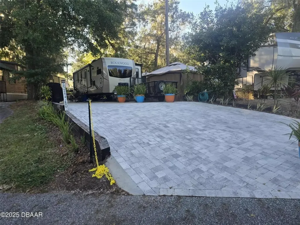 25244 NE 143rd Street Salt Springs FL 32134