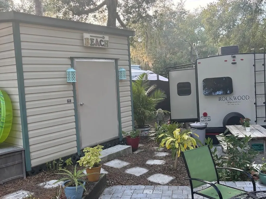 25244 NE 143rd Street Salt Springs FL 32134