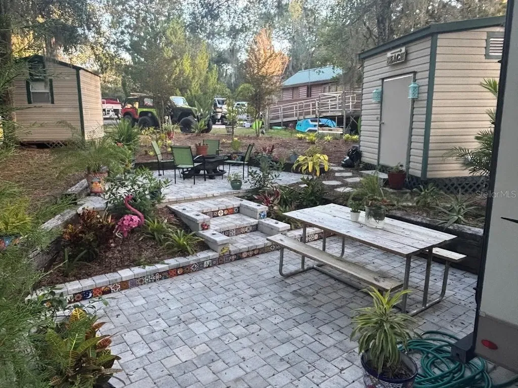 25244 NE 143rd Street Salt Springs FL 32134