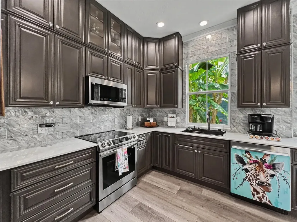 816 Runner Oak Street Celebration FL 34747