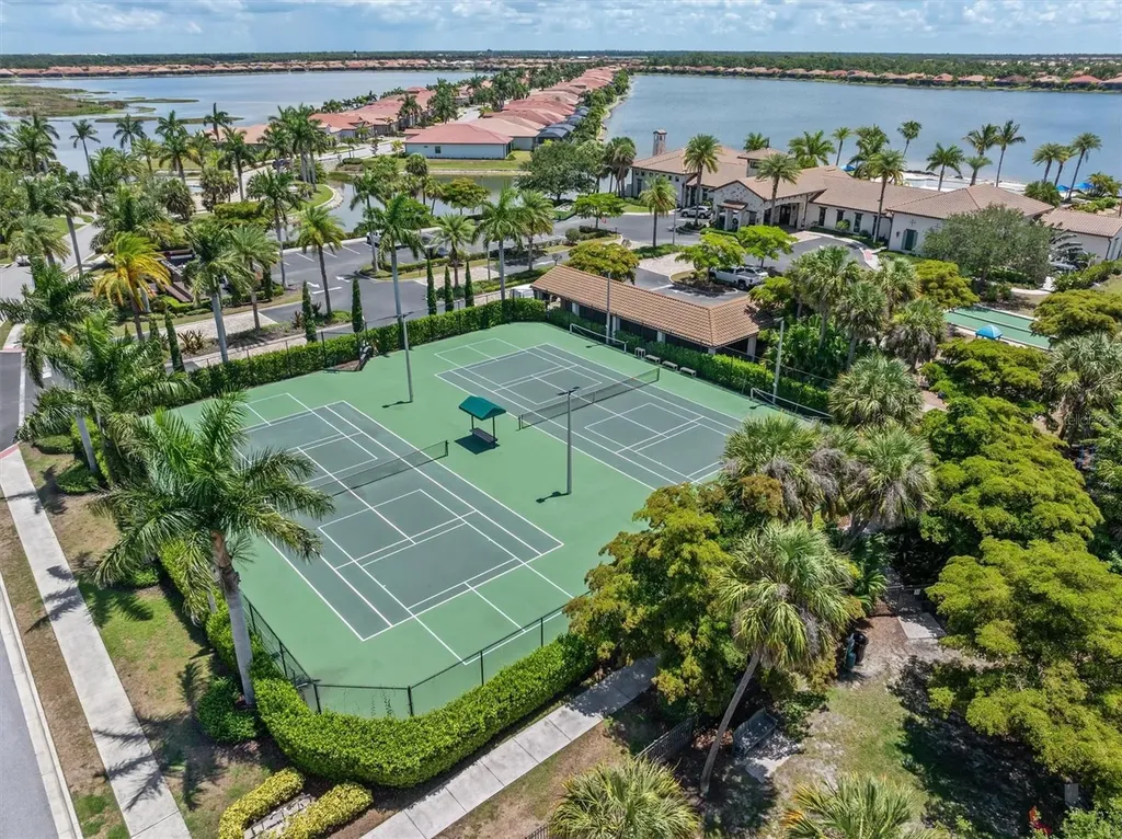 553 Maraviya Boulevard Nokomis FL 34275