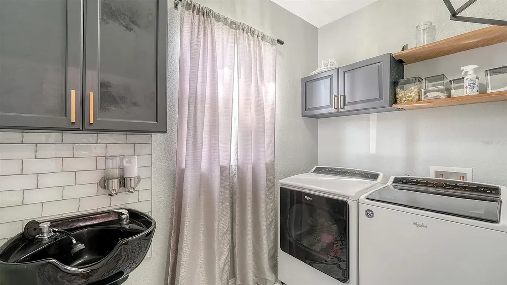 1650 Pinyon Pine Drive Sarasota FL 34240