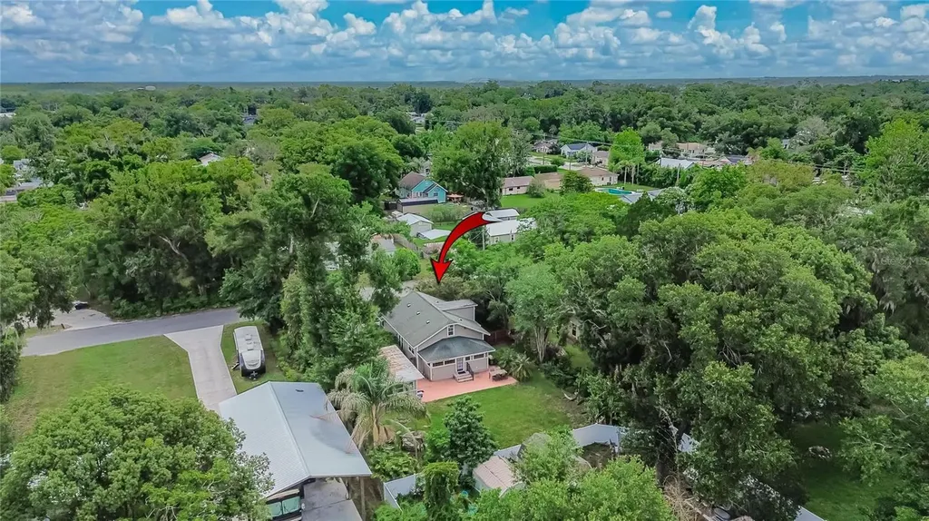 13941 13th Street Dade City FL 33525