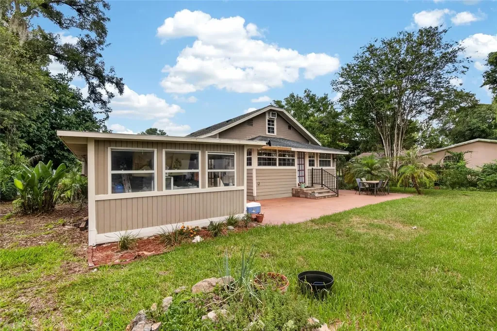 13941 13th Street Dade City FL 33525