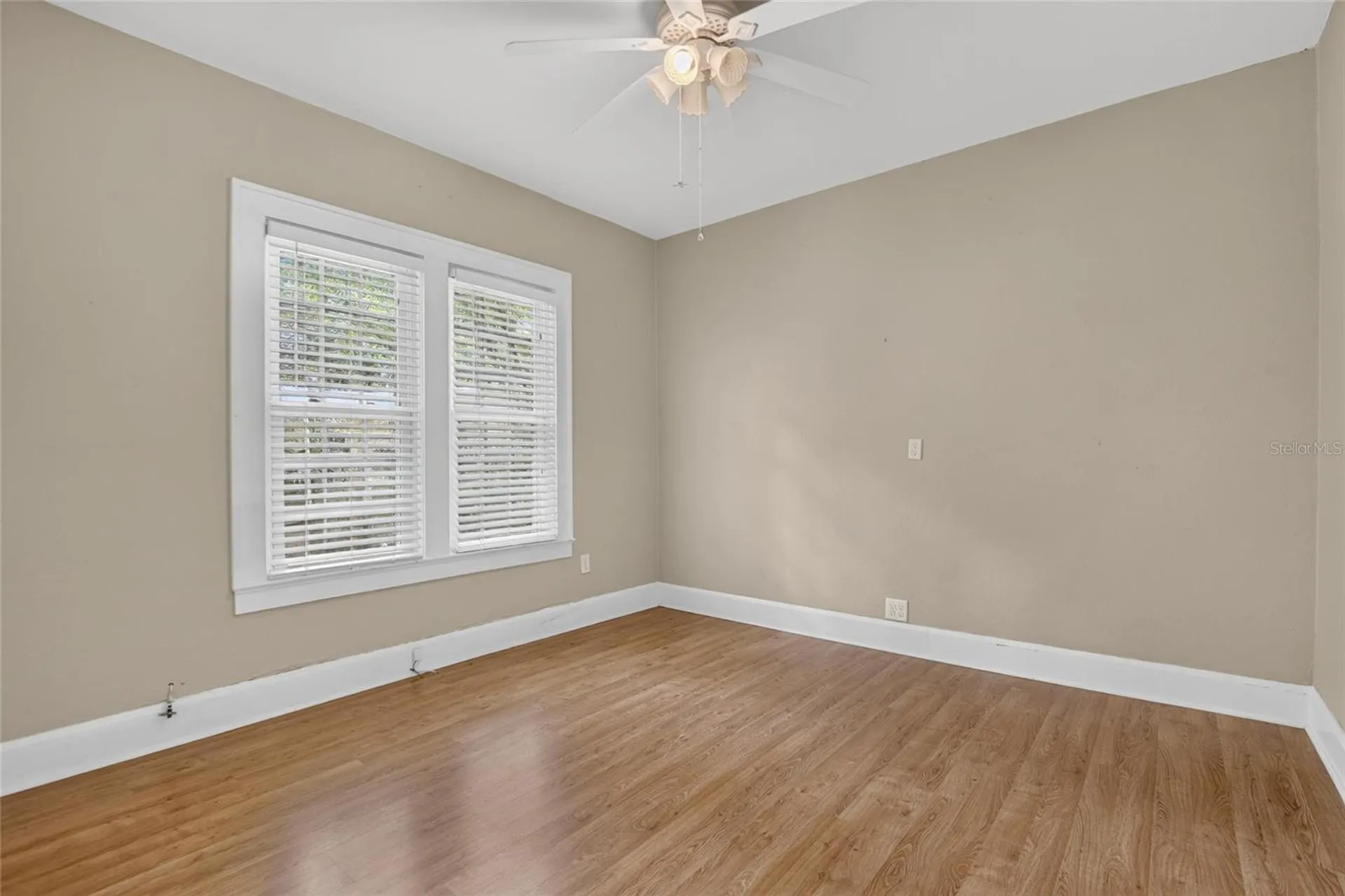 13941 13th Street Dade City FL 33525