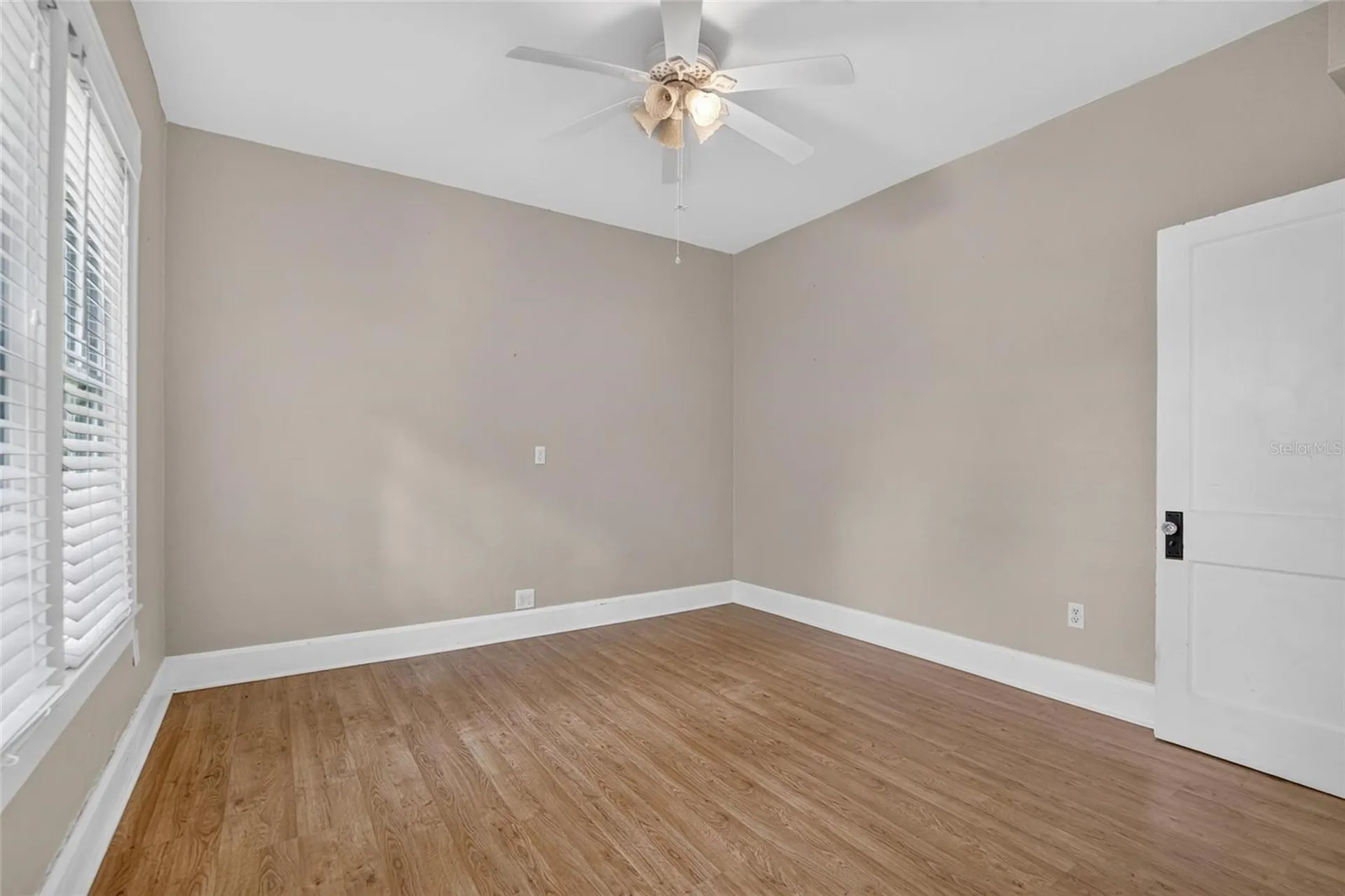 13941 13th Street Dade City FL 33525