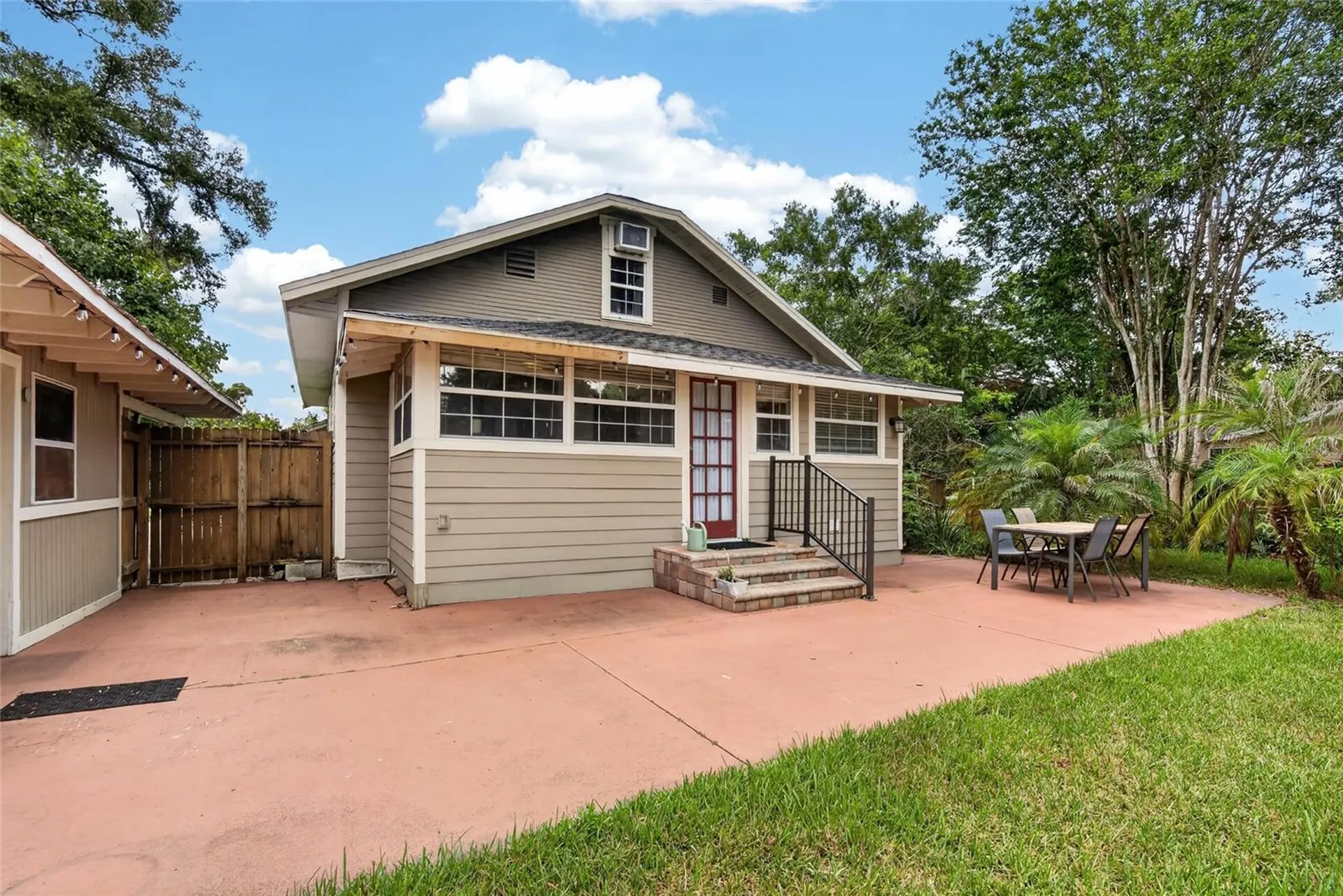 13941 13th Street Dade City FL 33525