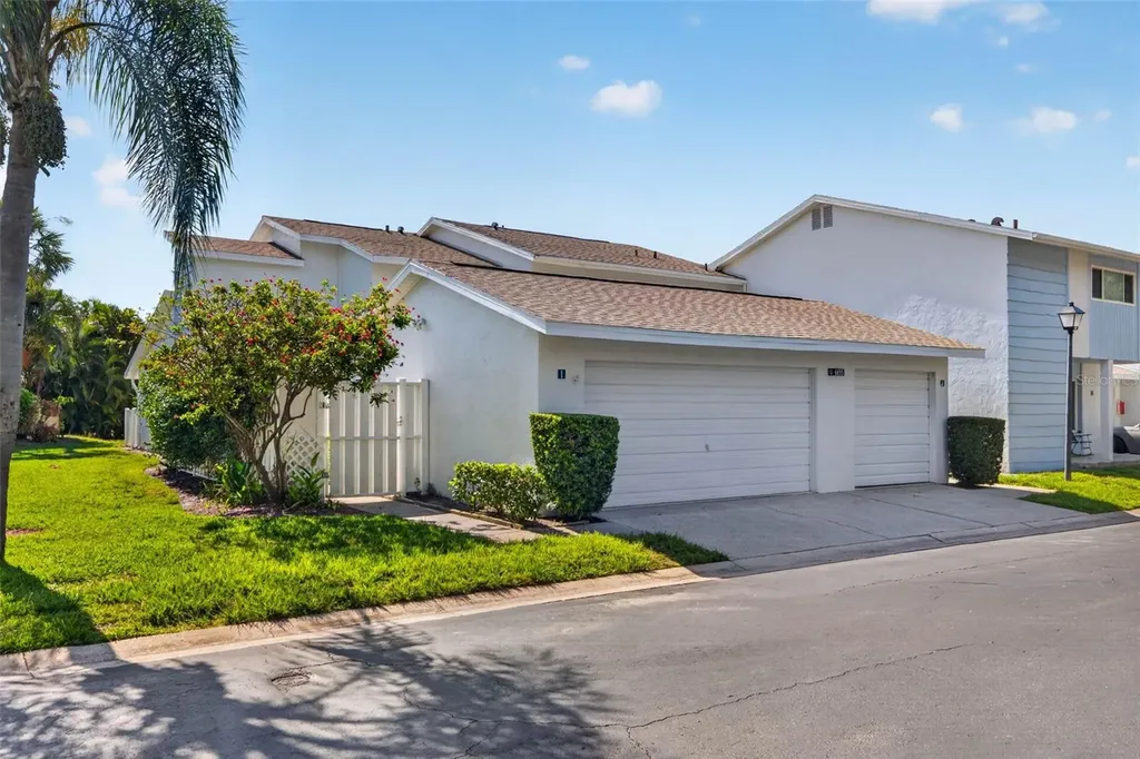 6655 Cape Sable Way NE St Petersburg FL 33702