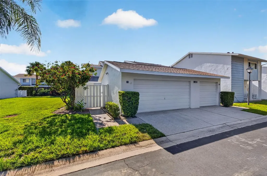 6655 Cape Sable Way NE St Petersburg FL 33702