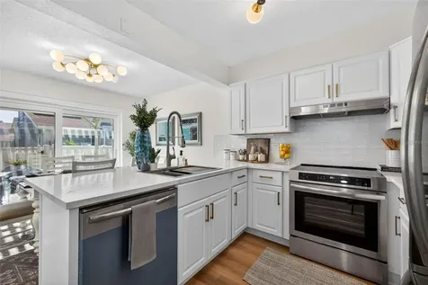 6655 Cape Sable Way NE St Petersburg FL 33702