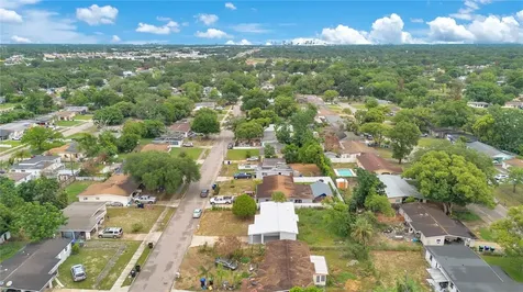 6132 W Livingston Street Orlando FL 32835