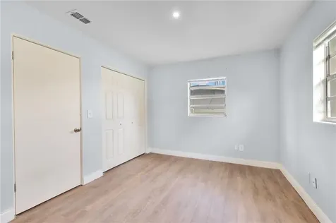 6132 W Livingston Street Orlando FL 32835