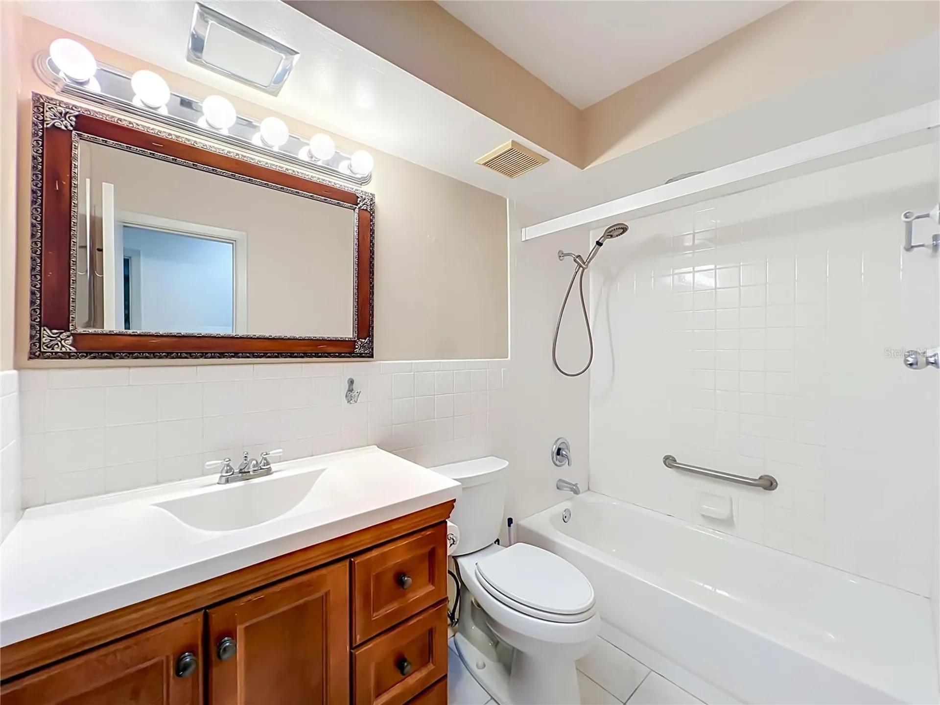 644 Viscaya Avenue Orlando FL 32839