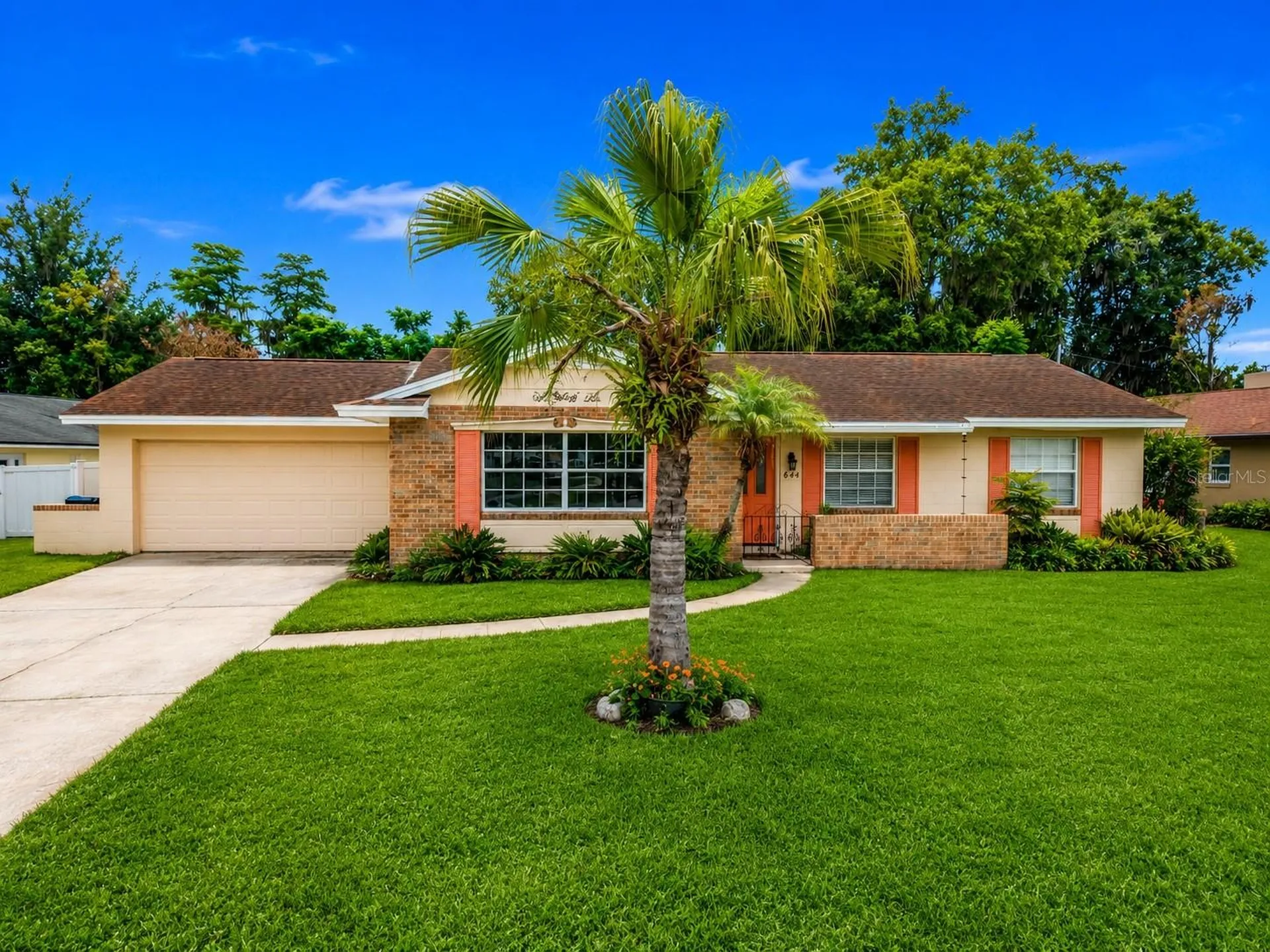 644 Viscaya Avenue Orlando FL 32839