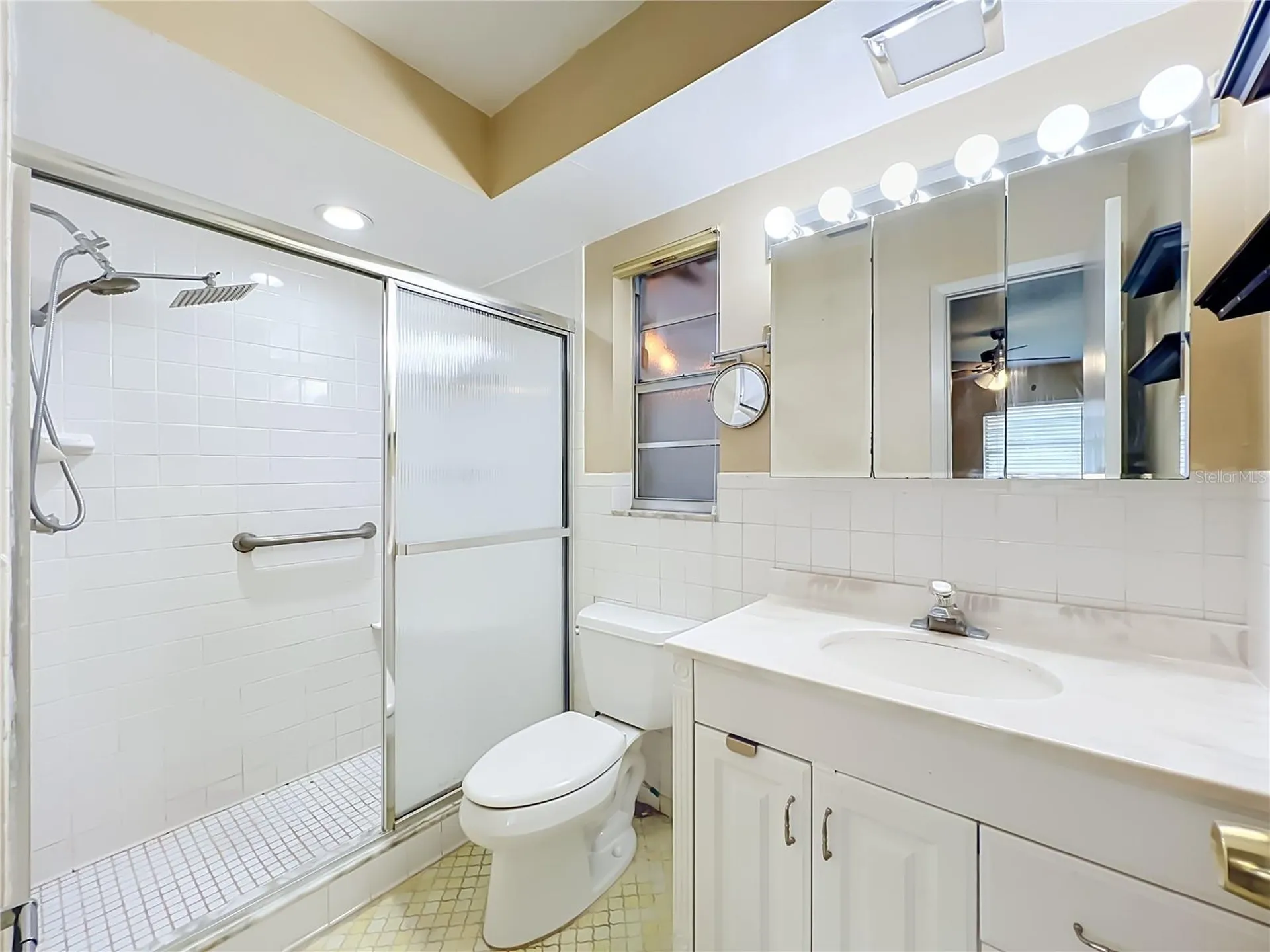644 Viscaya Avenue Orlando FL 32839