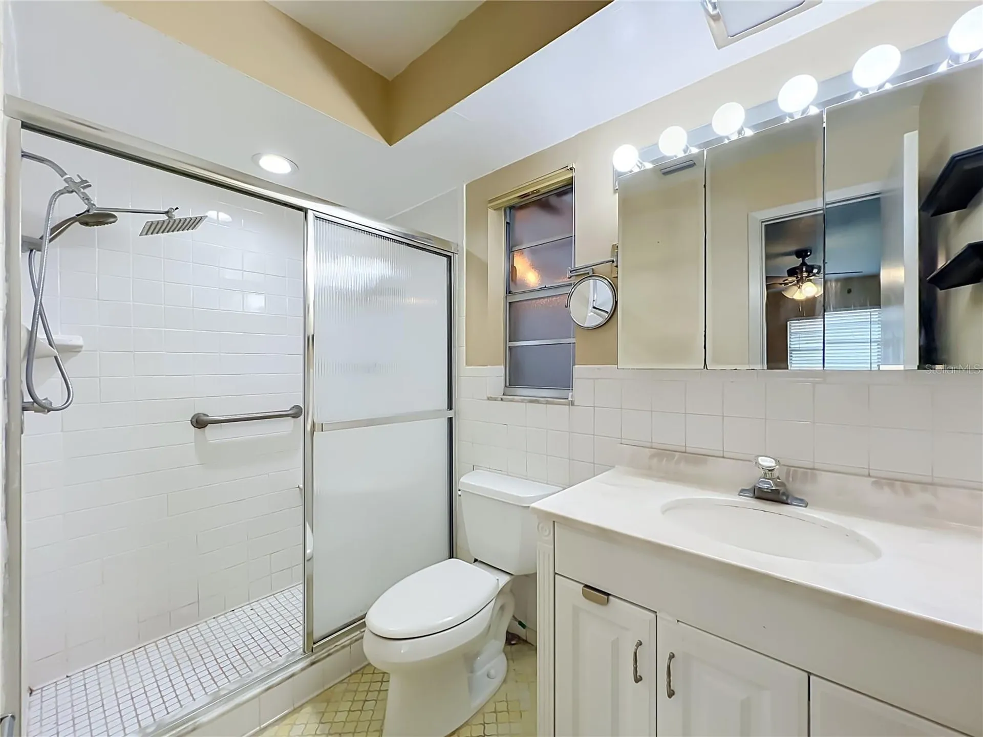 644 Viscaya Avenue Orlando FL 32839