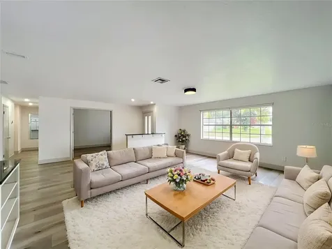 644 Viscaya Avenue Orlando FL 32839