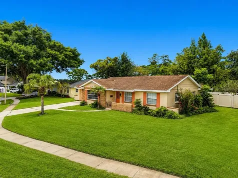 644 Viscaya Avenue Orlando FL 32839
