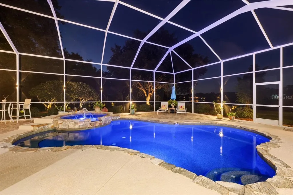 6119 Chene Court Lutz FL 33558