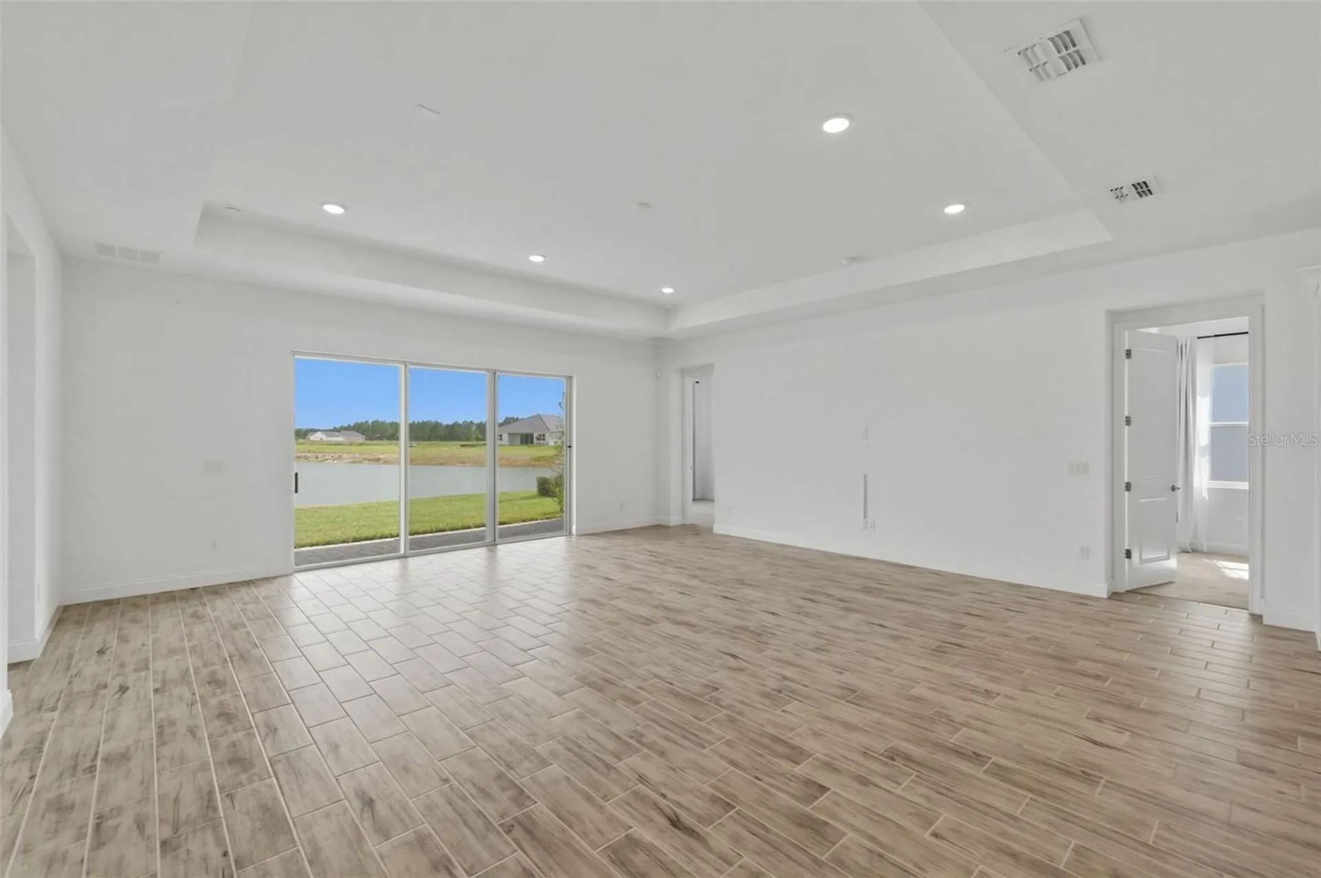 2592 Wise River Lane Zephyrhills FL 33541