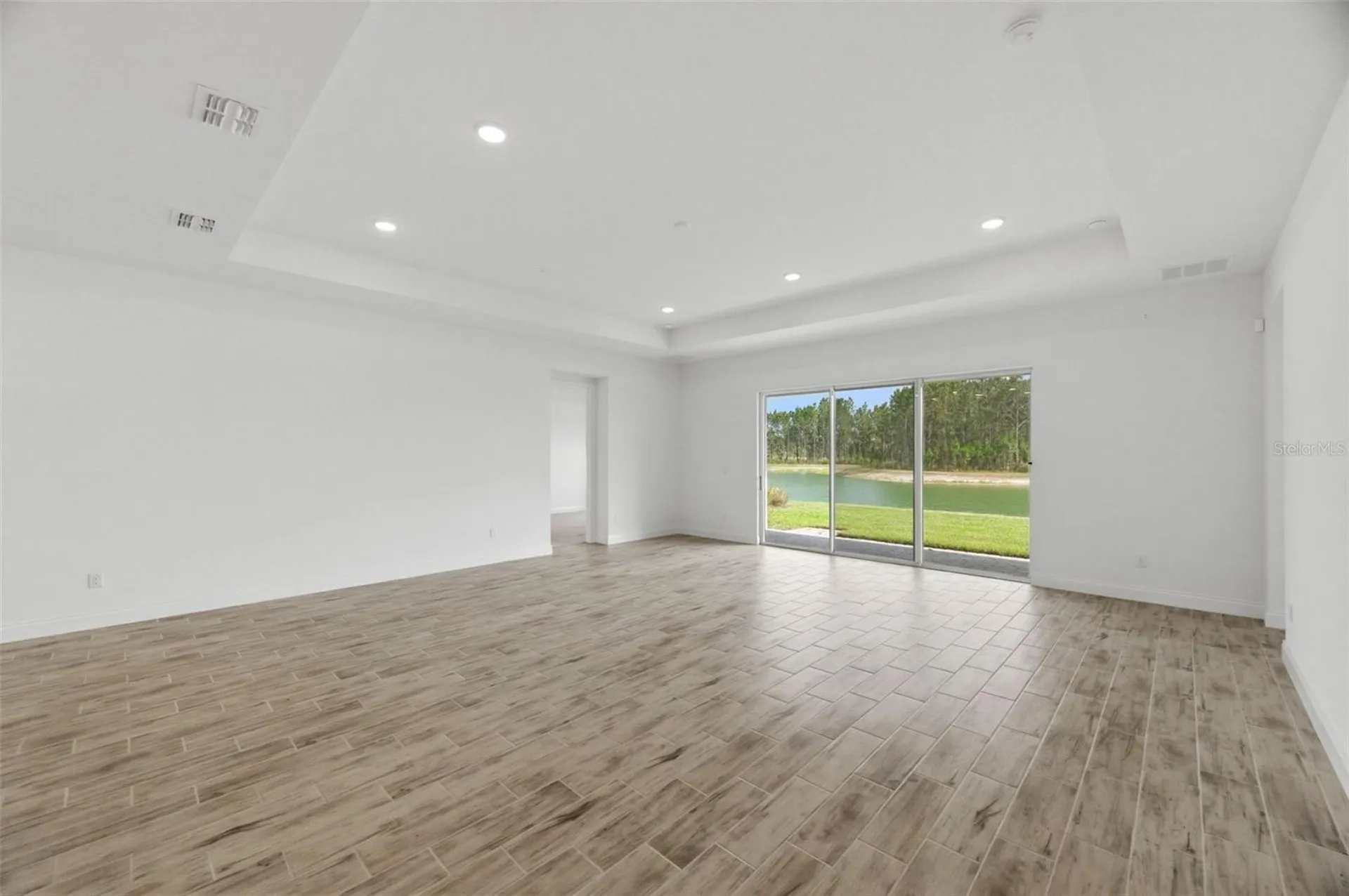 2592 Wise River Lane Zephyrhills FL 33541