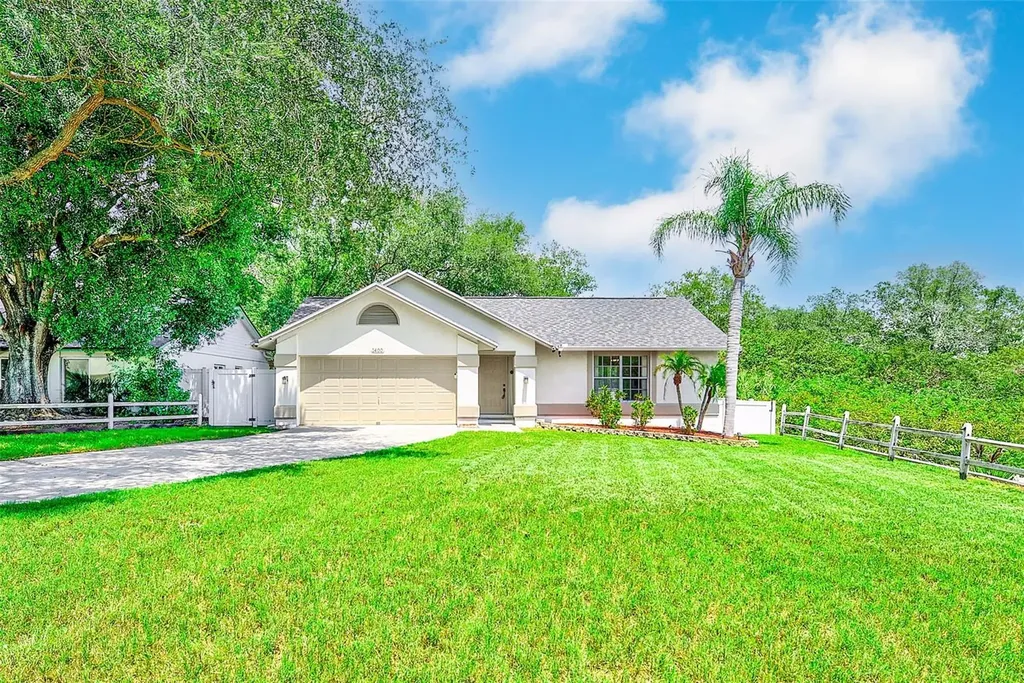 1400 Club Drive Tarpon Springs FL 34689