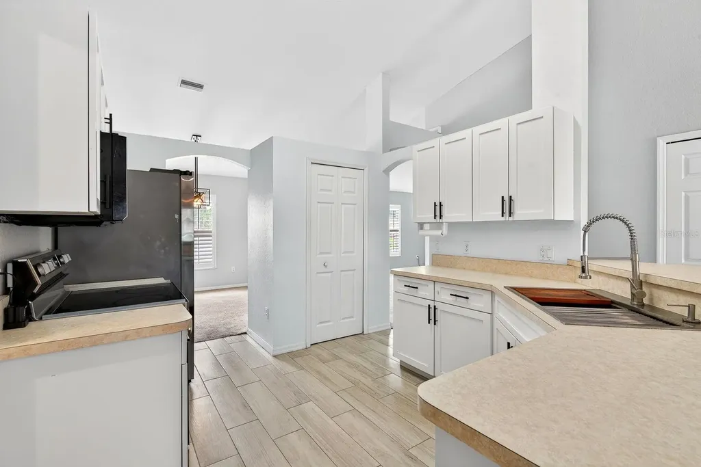 4394 Cuthbert Avenue North Port FL 34287