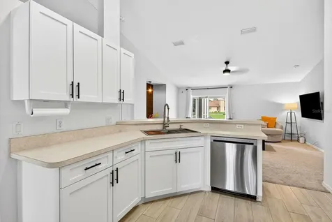 4394 Cuthbert Avenue North Port FL 34287