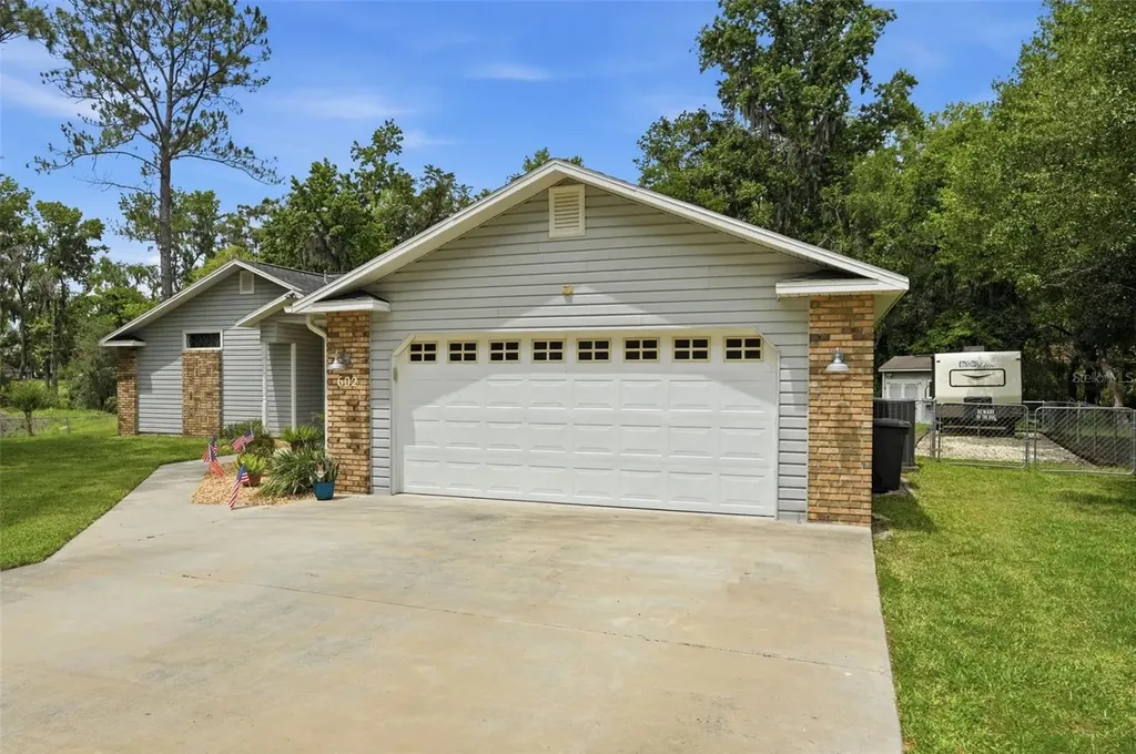 602 Erin Way Brooksville FL 34601