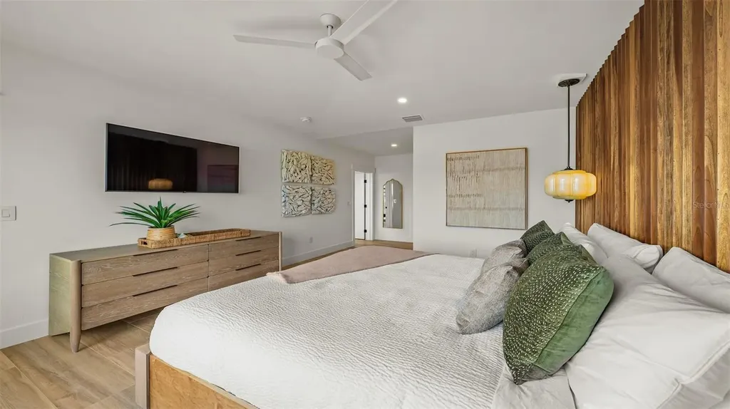 1142 Windsong Lane Sarasota FL 34242