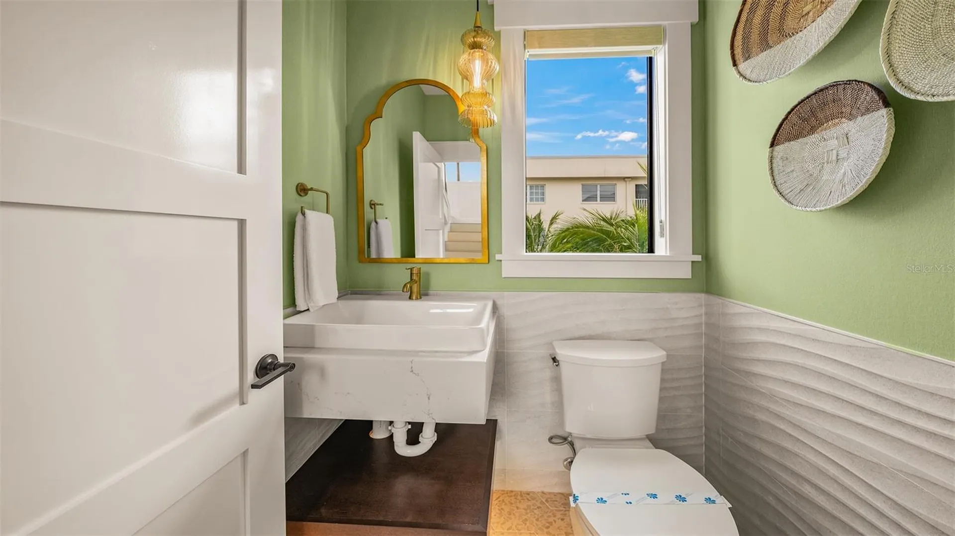 1142 Windsong Lane Sarasota FL 34242