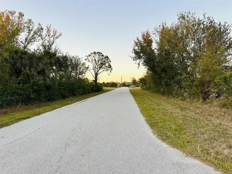 12204 Zittle Avenue Port Charlotte FL 33981