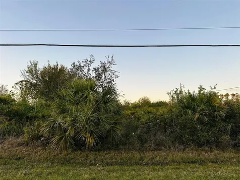 12204 Zittle Avenue Port Charlotte FL 33981