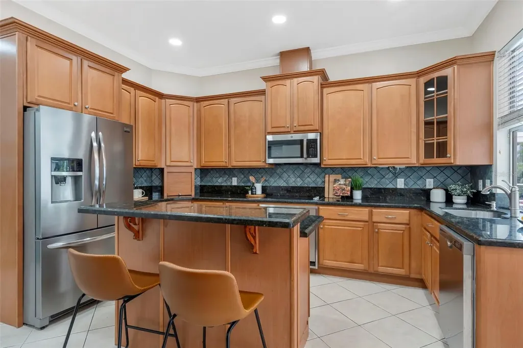 5909 Zaki Lane Apollo Beach FL 33572