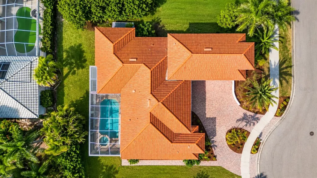 5909 Zaki Lane Apollo Beach FL 33572