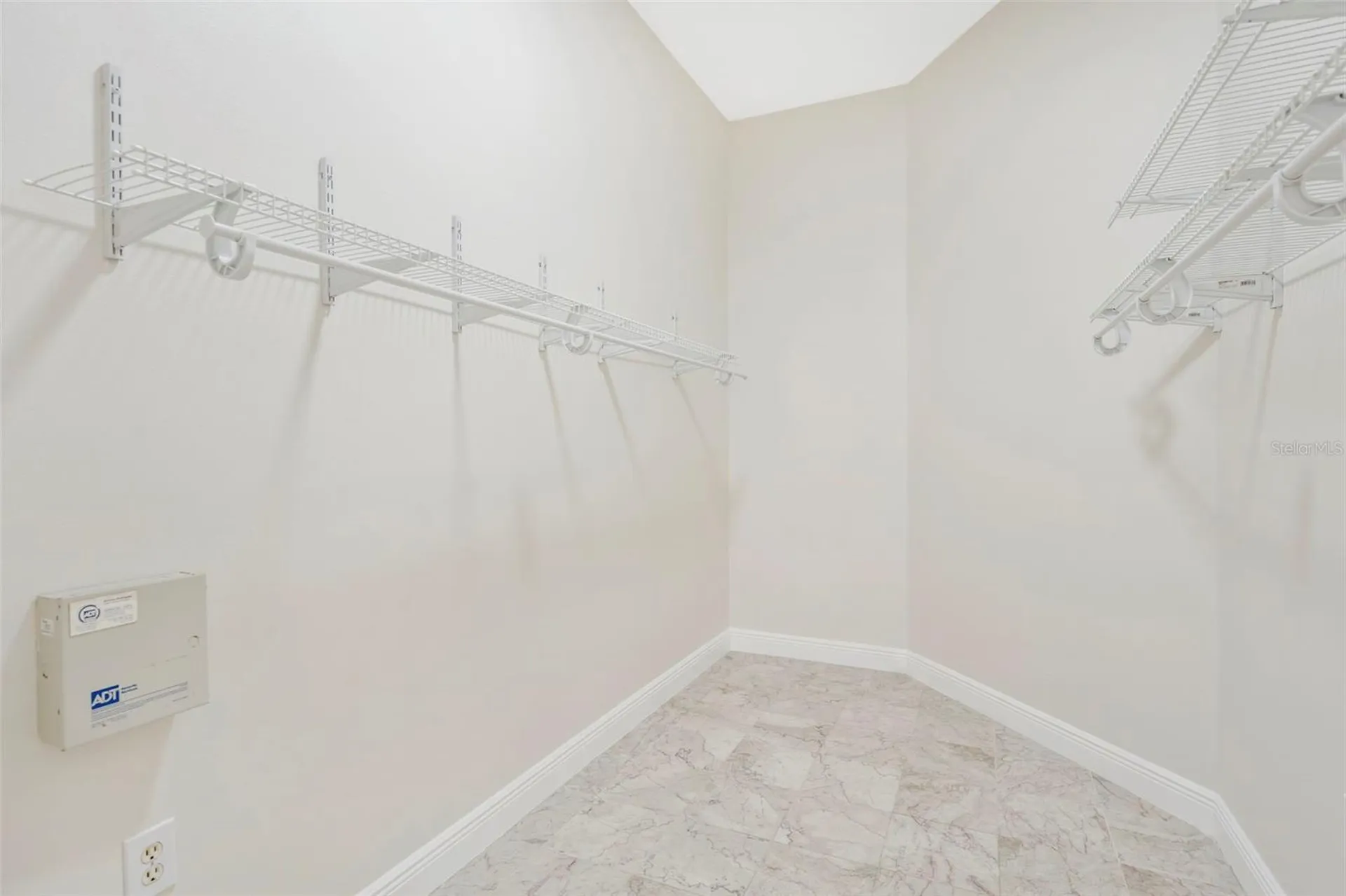 5909 Zaki Lane Apollo Beach FL 33572