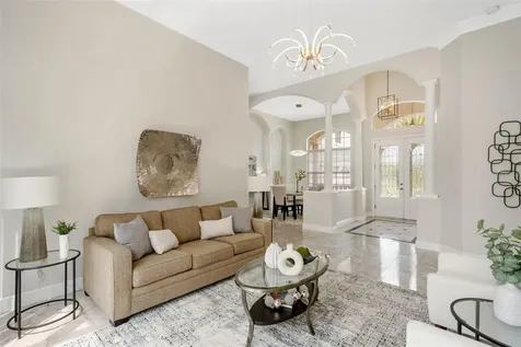 5909 Zaki Lane Apollo Beach FL 33572