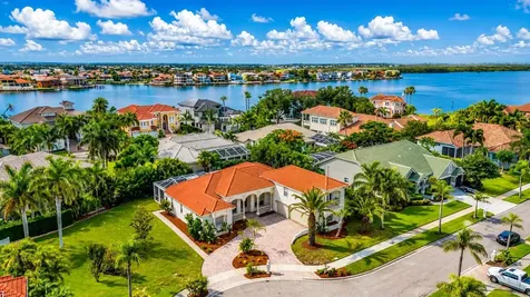 5909 Zaki Lane Apollo Beach FL 33572