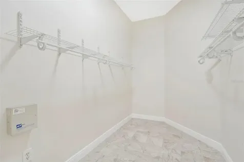 5909 Zaki Lane Apollo Beach FL 33572
