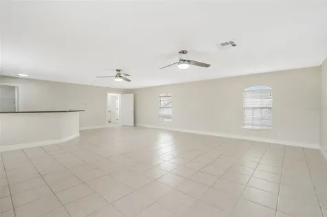 5909 Zaki Lane Apollo Beach FL 33572