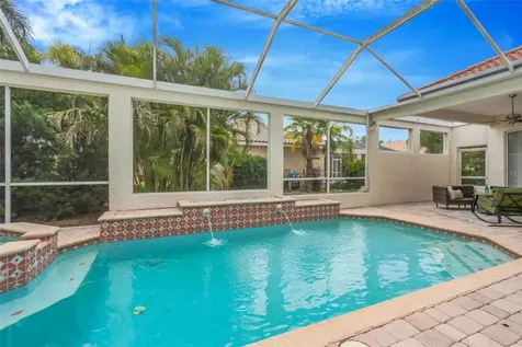 5909 Zaki Lane Apollo Beach FL 33572