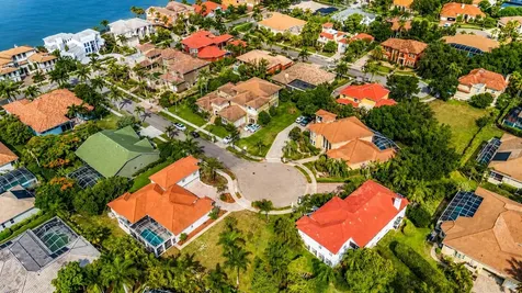 5909 Zaki Lane Apollo Beach FL 33572