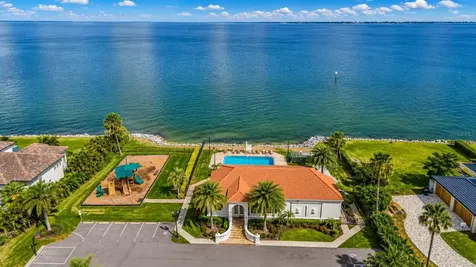 5909 Zaki Lane Apollo Beach FL 33572