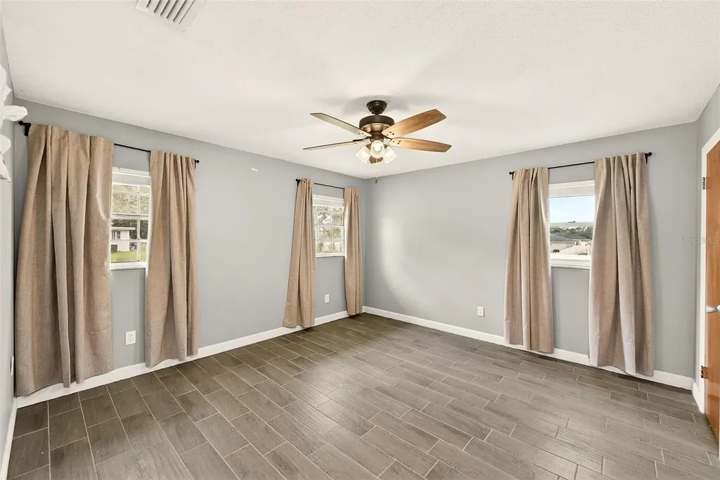 1017 Carolina Avenue Mulberry FL 33860