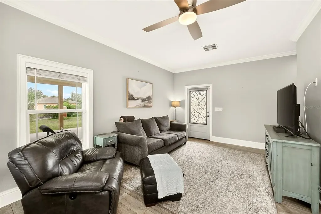 1017 Carolina Avenue Mulberry FL 33860