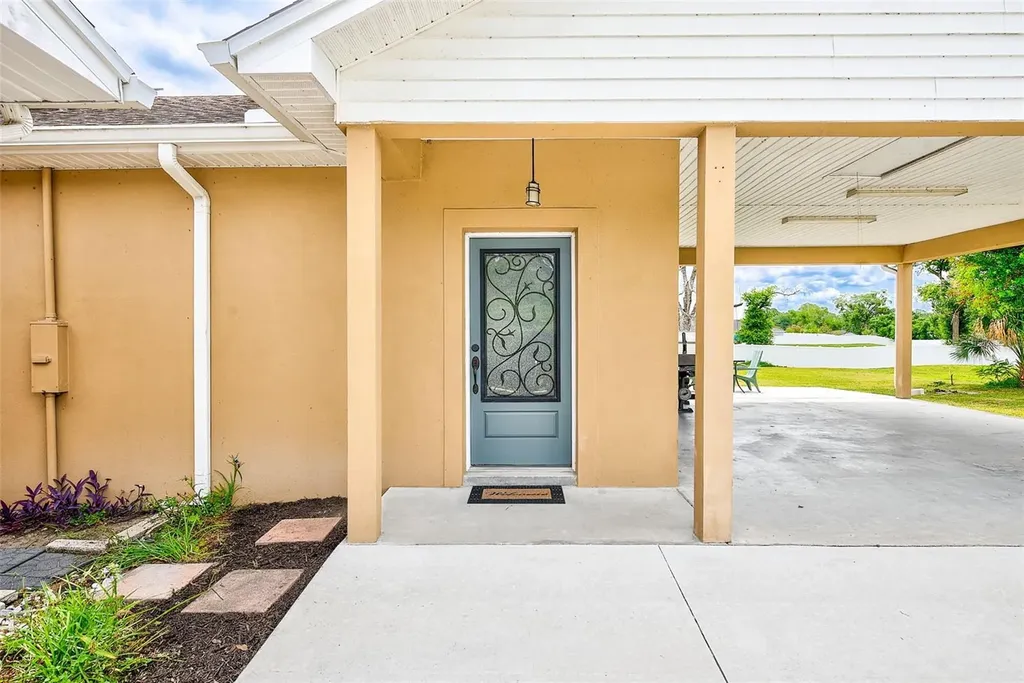 1017 Carolina Avenue Mulberry FL 33860